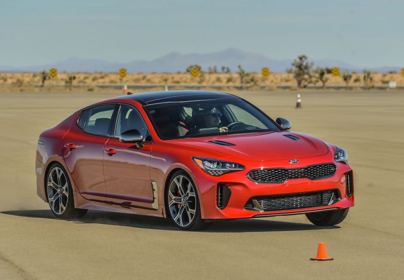 Kia Stinger 21