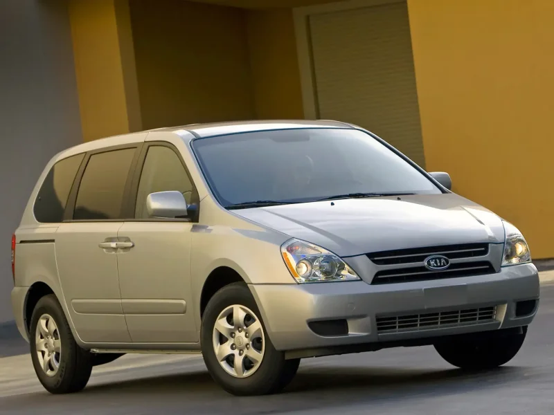 Kia Sedona 2006