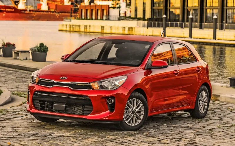 Kia Rio 4 хэтчбек 2017