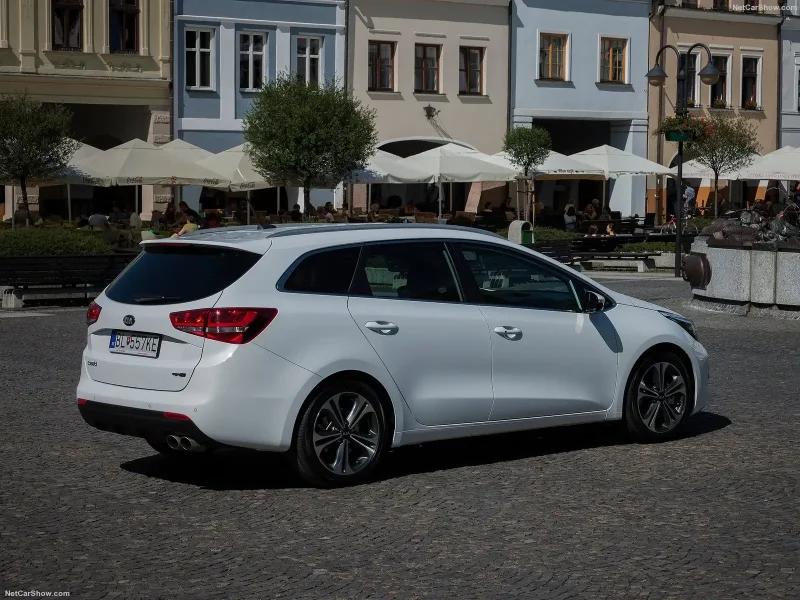 Kia Ceed универсал св