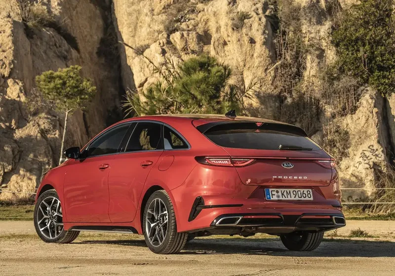 Kia proceed gt 2020
