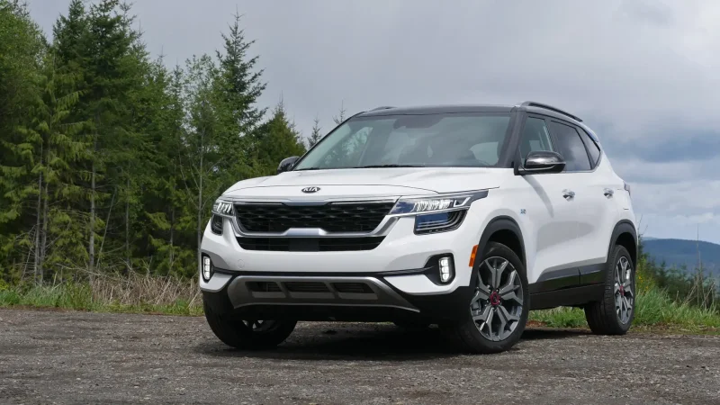Kia новый кроссовер Seltos