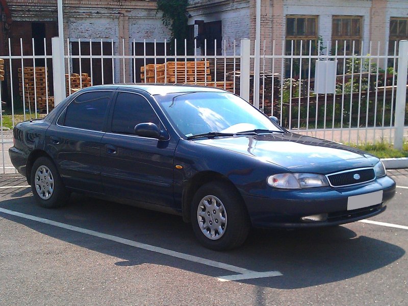 Kia Clarus 2001