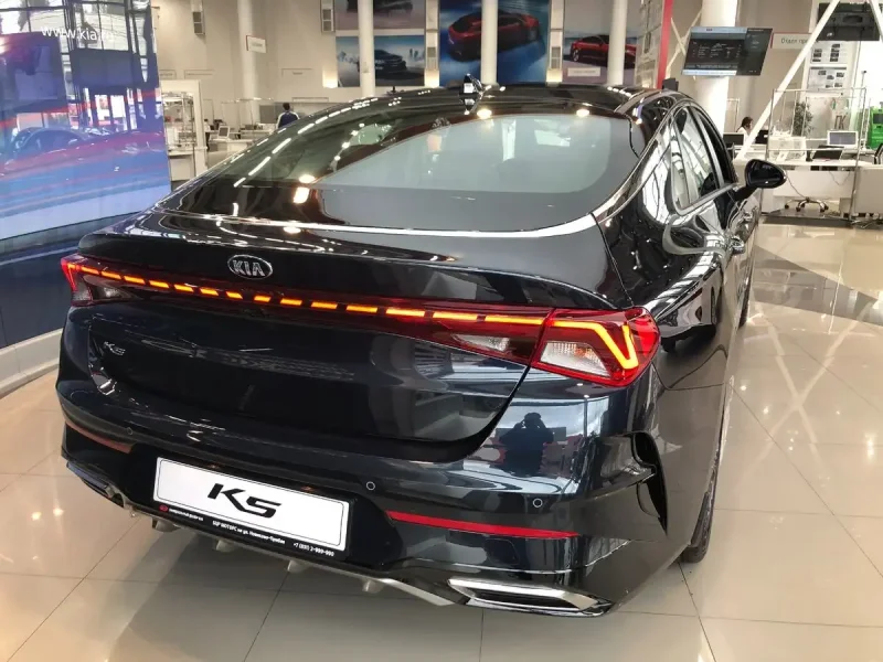 Kia Quoris 2015