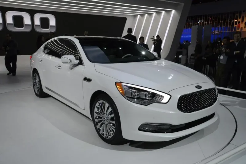 Kia k900