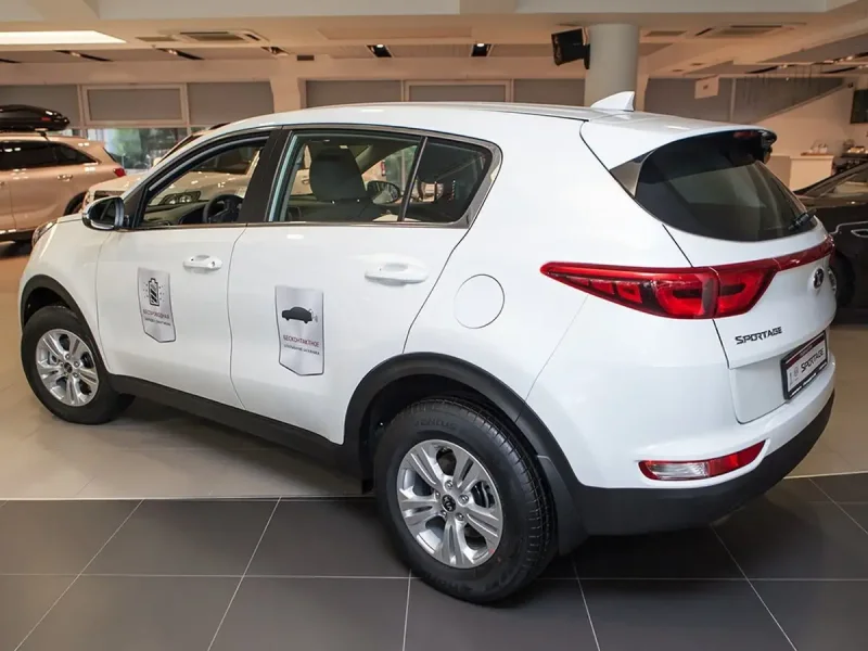 Kia Sportage белая