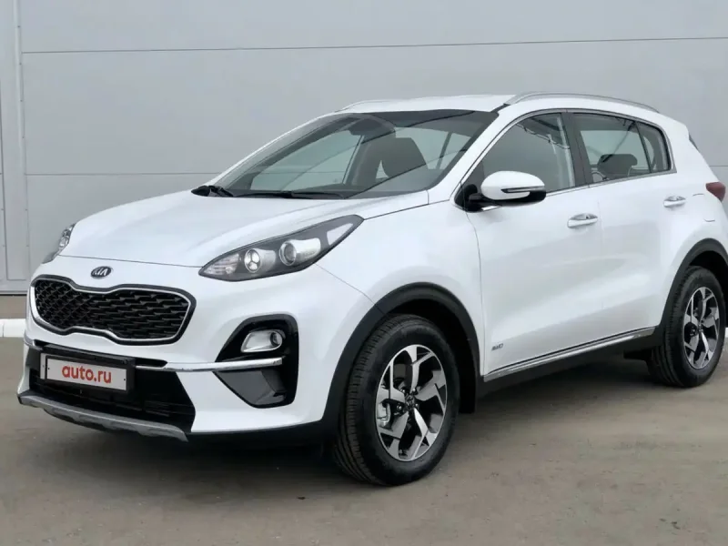Kia Sportage белая