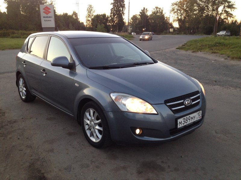 Kia Cerato 2008 1.6 at