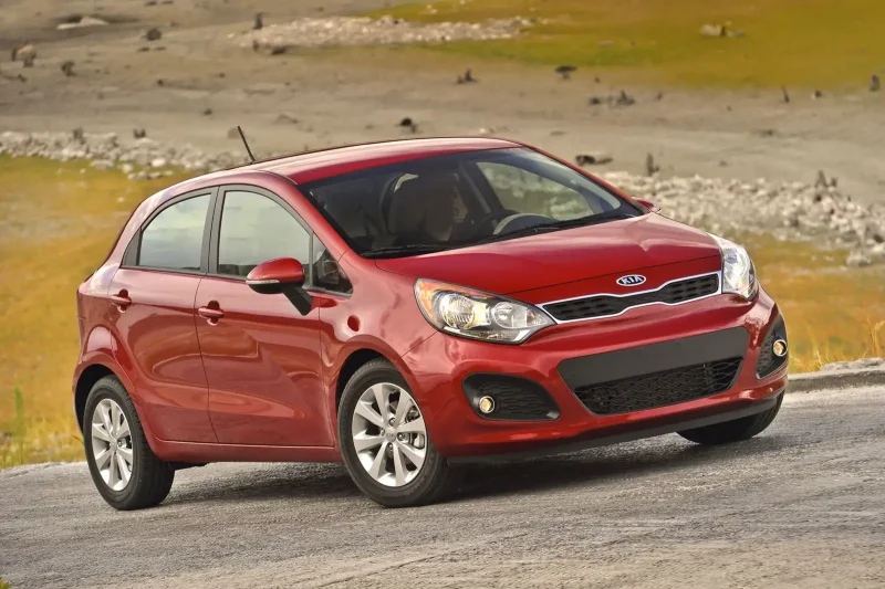 Kia Rio 3 2012 хэтчбек