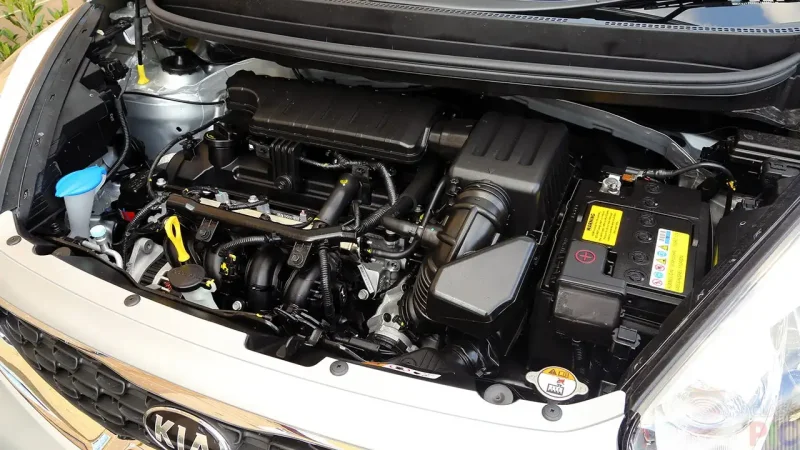 Kia Picanto 2014 под капотом