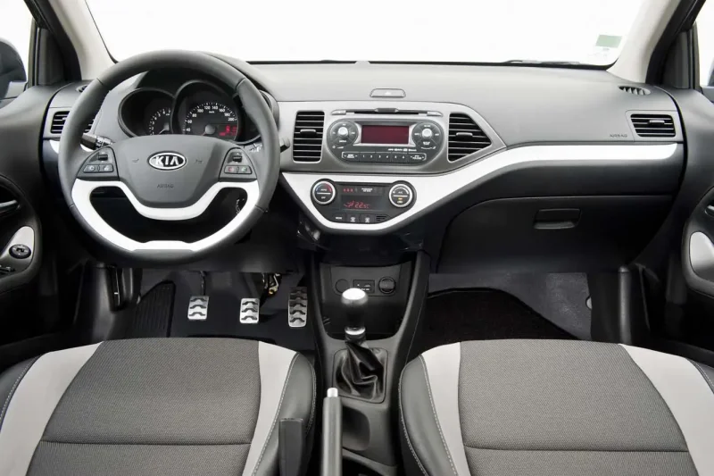Kia Picanto 2013 салон