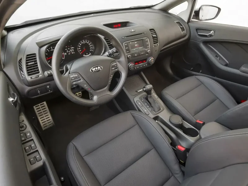 Kia Cerato 2016 Interior