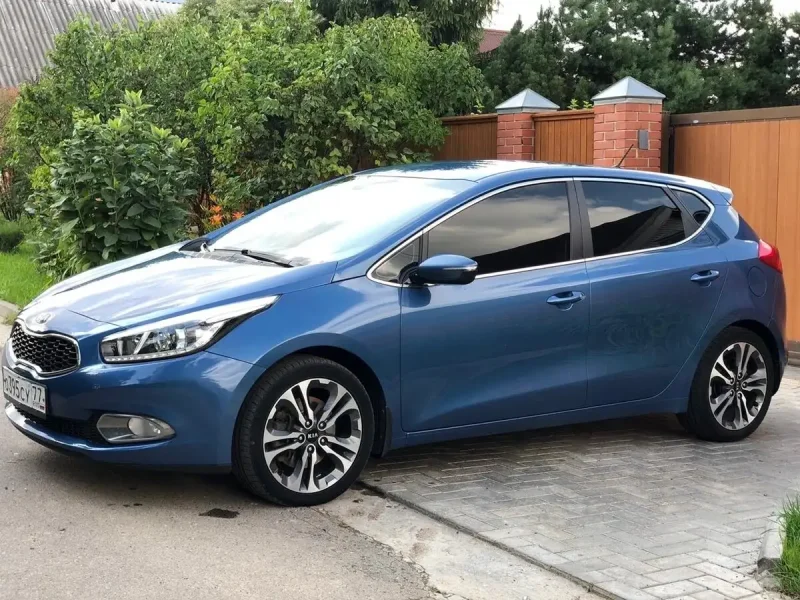 Kia Ceed II 2013
