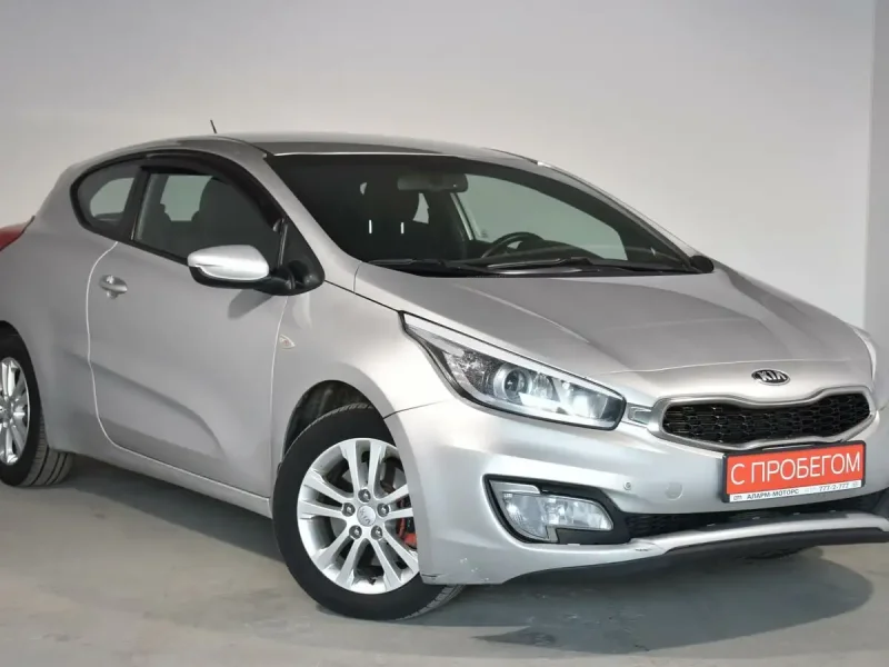 Kia Ceed II 2013
