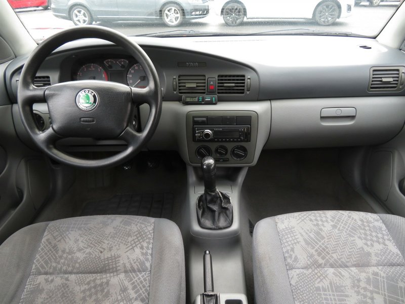 Skoda Octavia 1998 Interior