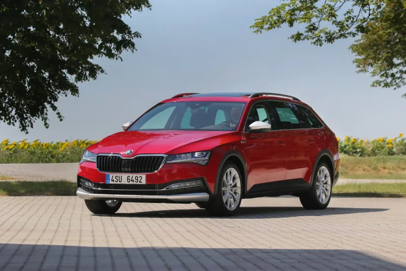 Škoda Octavia Scout 2020 багажник