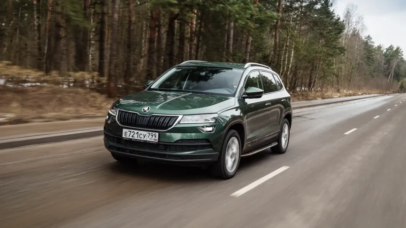 Skoda Karoq i кроссовер