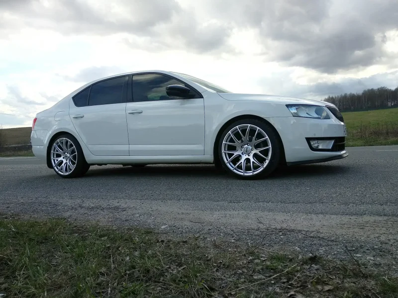 Диски r18 Skoda Octavia a7