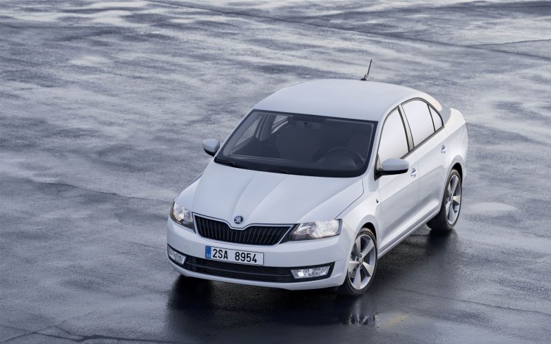 Skoda Rapid лифтбек