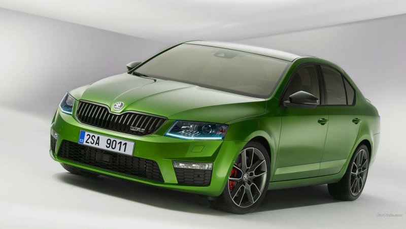 Skoda Octavia a7 зеленая