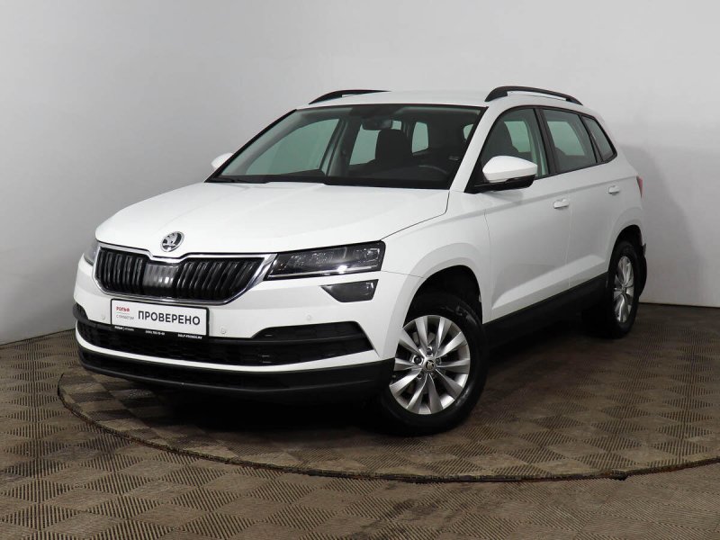 Skoda Karoq 2020 черный