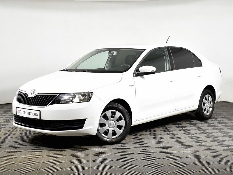 Škoda Rapid 2020 красный