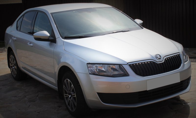 Skoda Octavia a8 серебро