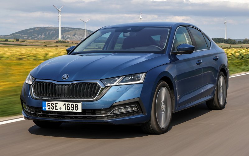 Skoda Octavia 2021 интерьер