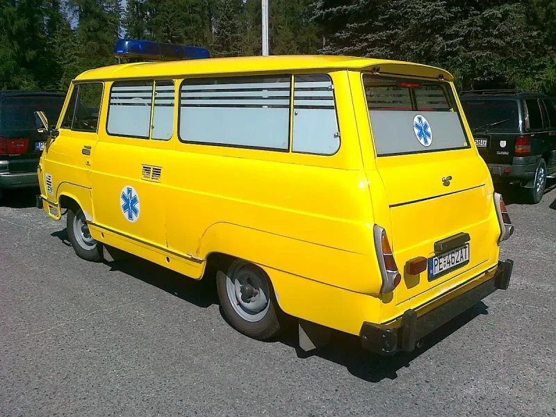 Микроавтобус Шкода 1203
