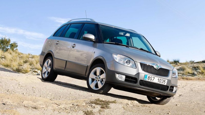 Автомобиль Skoda Fabia 2009