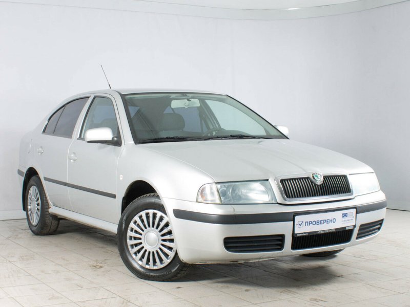 Skoda Fabia хэтчбек II 1.2