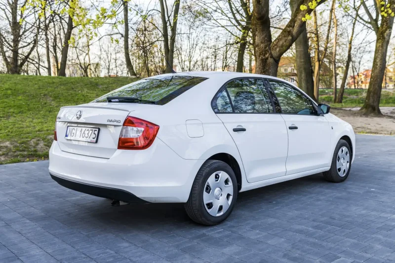 Skoda Rapid седан