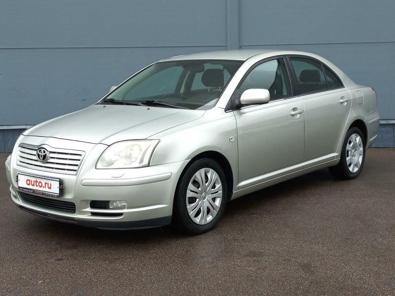 Toyota Avensis 2