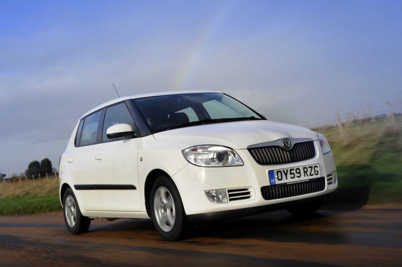 Skoda Fabia хэтчбек 2007