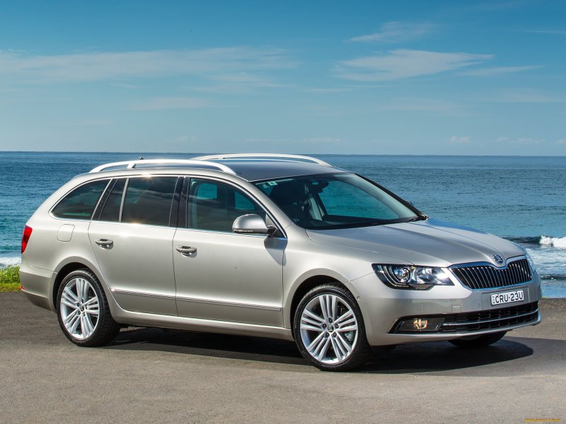 Skoda Superb Combi 2014