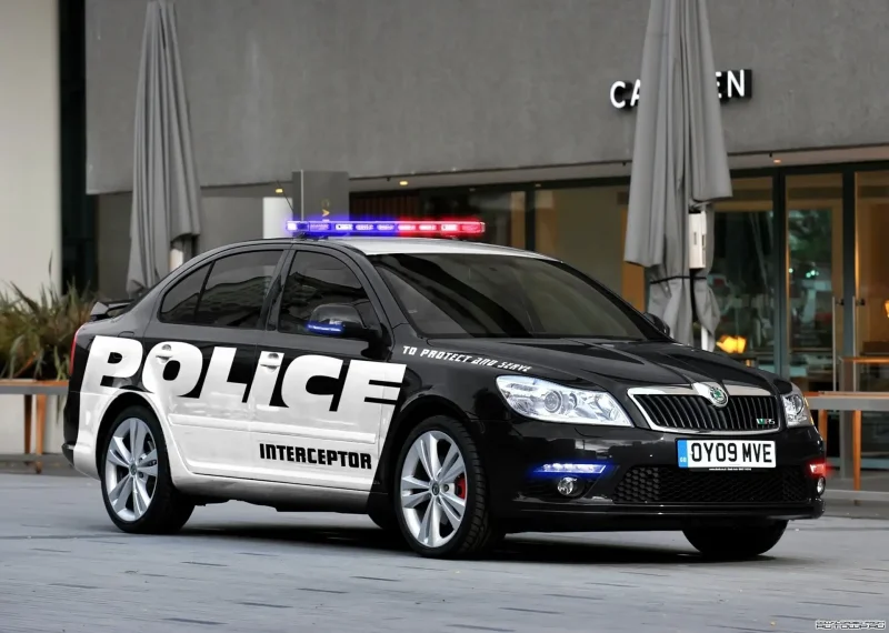 Škoda Octavia Полицейская