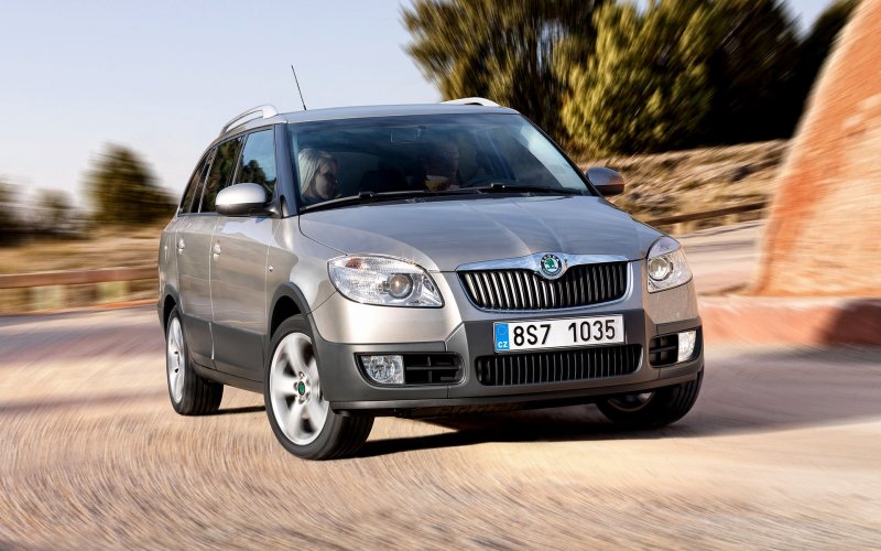 Skoda Fabia седан 2012