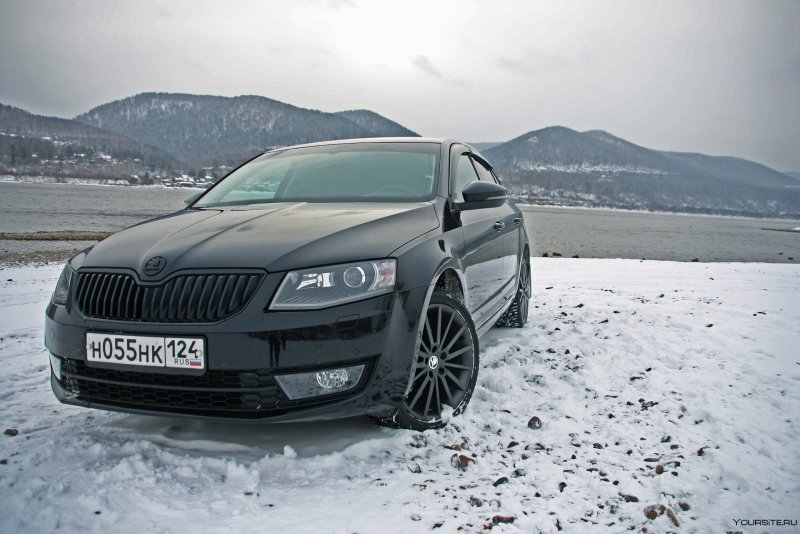 Skoda Octavia a7 черная