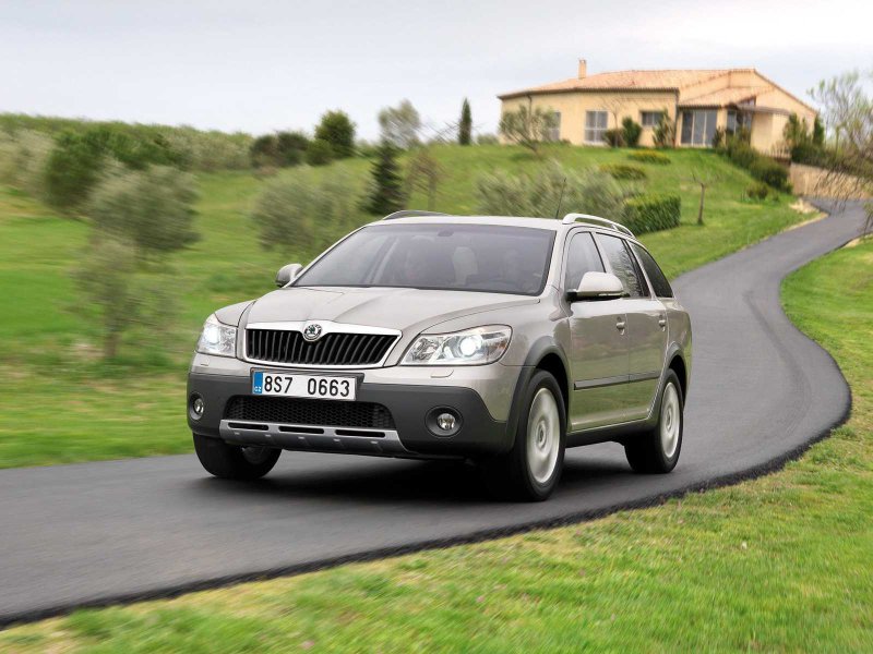 Škoda Octavia Scout 2012