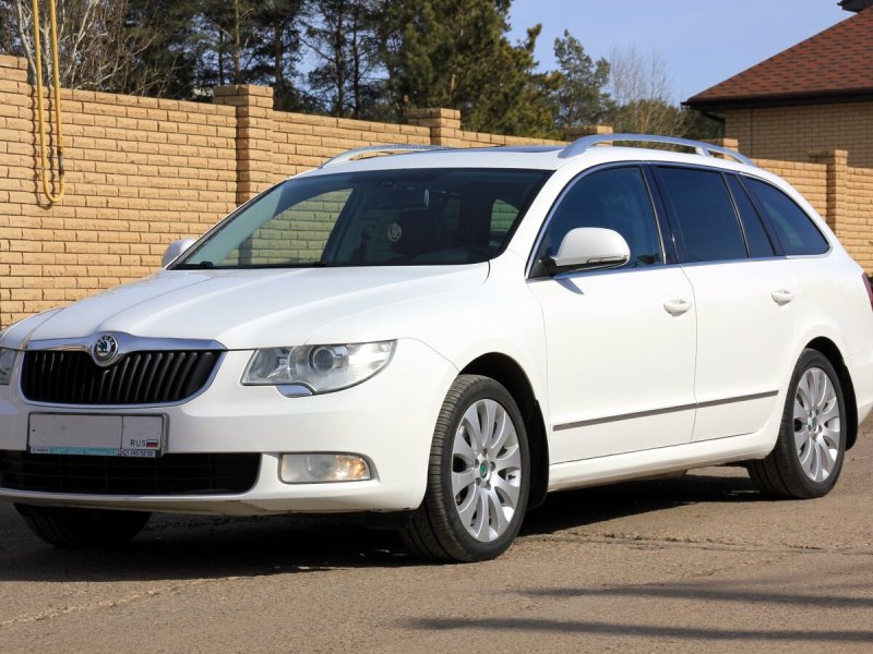 Skoda Superb 2012 салон