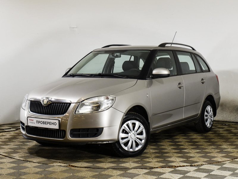 Skoda Fabia хэтчбек II 1.6