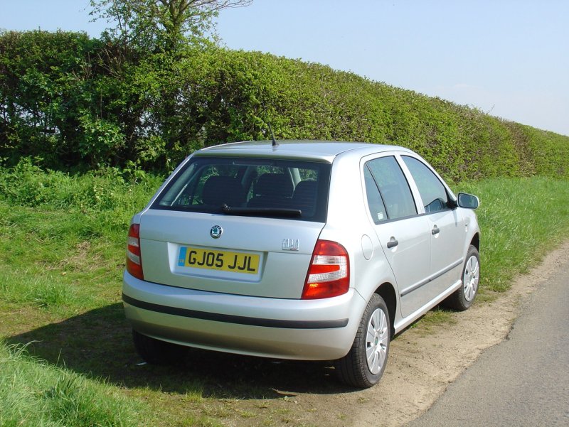 Skoda Fabia хэтчбек 2007