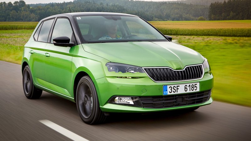 Skoda Фабия 2015