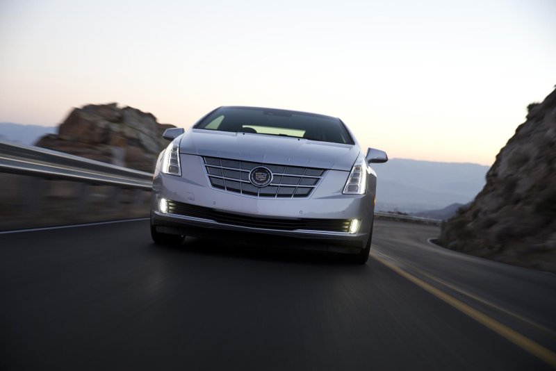 Cadillac ELR 2014