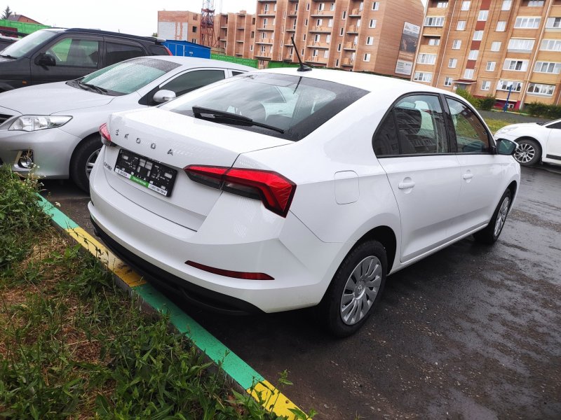 Skoda Rapid 2021