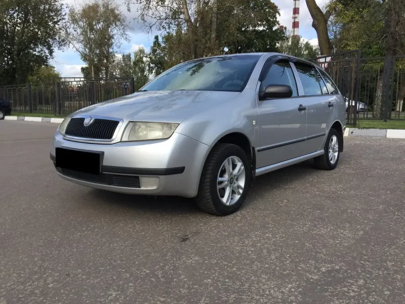 Шкода Fabia 2002