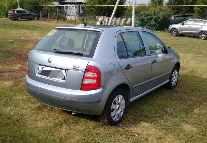 Skoda Fabia 2004 1.2 универсал