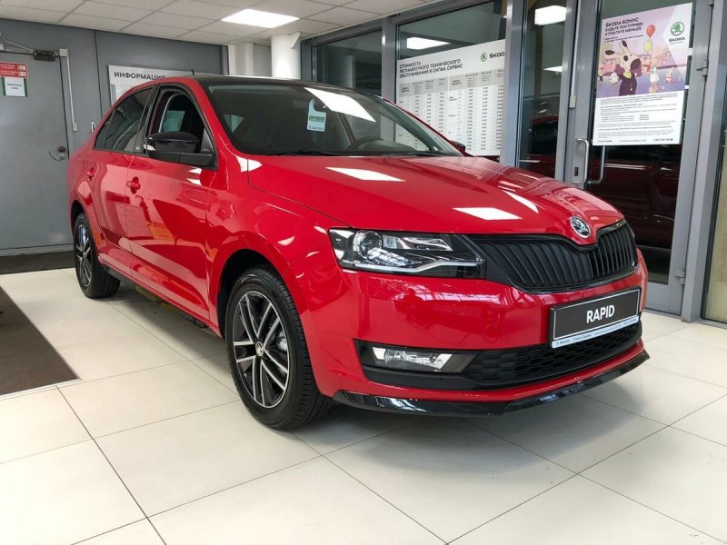 Skoda Rapid 2019 синий