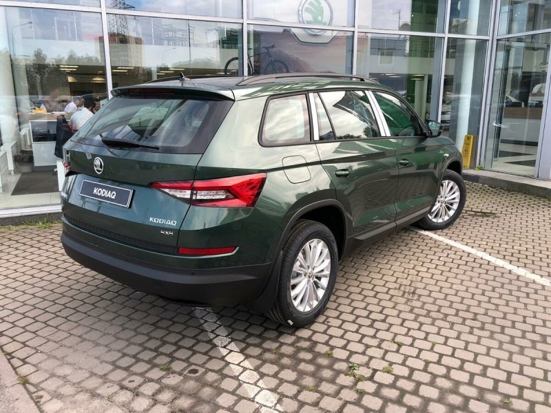 Кроссовер Skoda Karoq