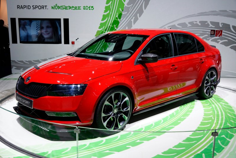 Skoda Rapid Sport 2013